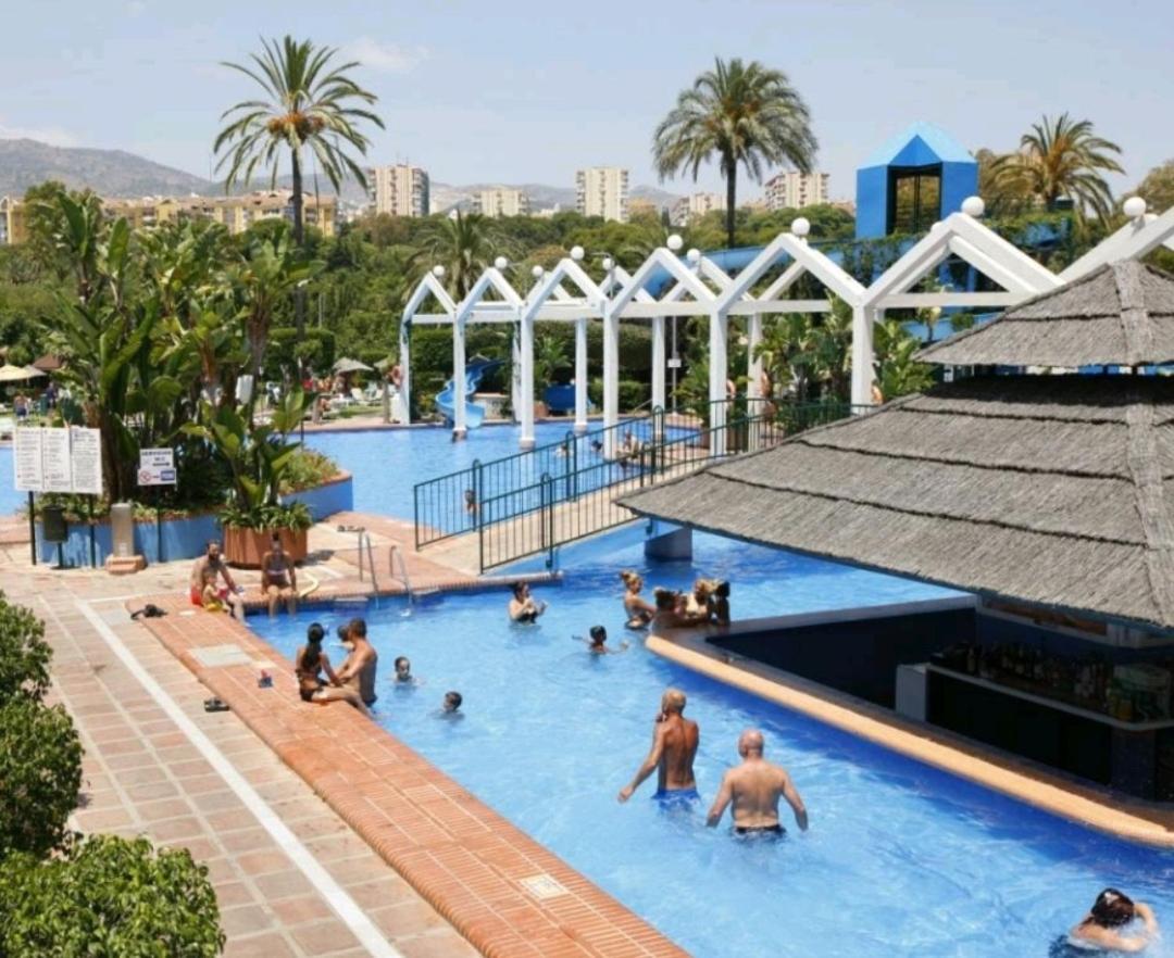 El Estudio De La Playa Benalbeach Vistas Al Mar Benalmádena Exterior foto