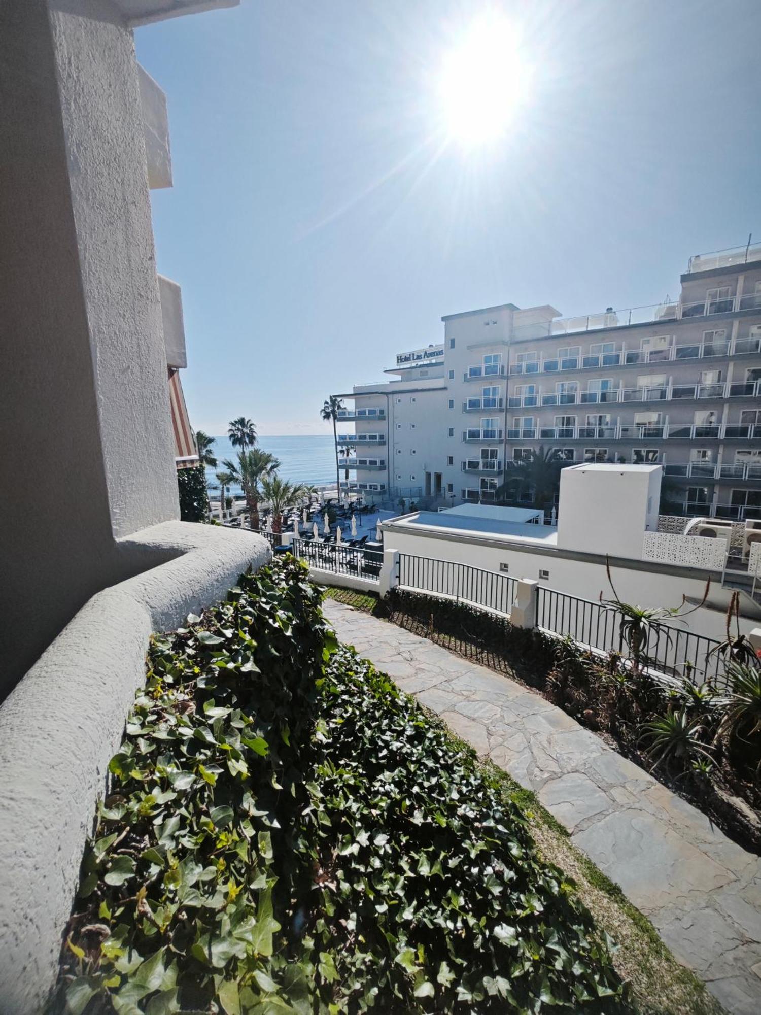 El Estudio De La Playa Benalbeach Vistas Al Mar Benalmádena Exterior foto